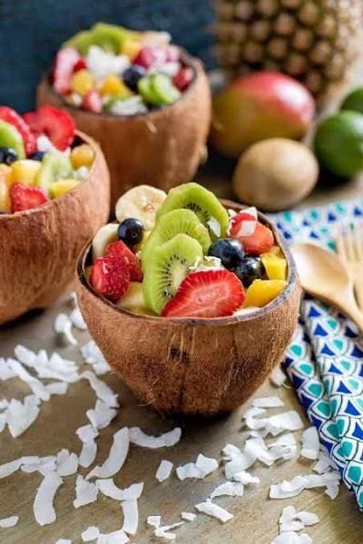 سلطة فواكه استوائية (كبيرة)